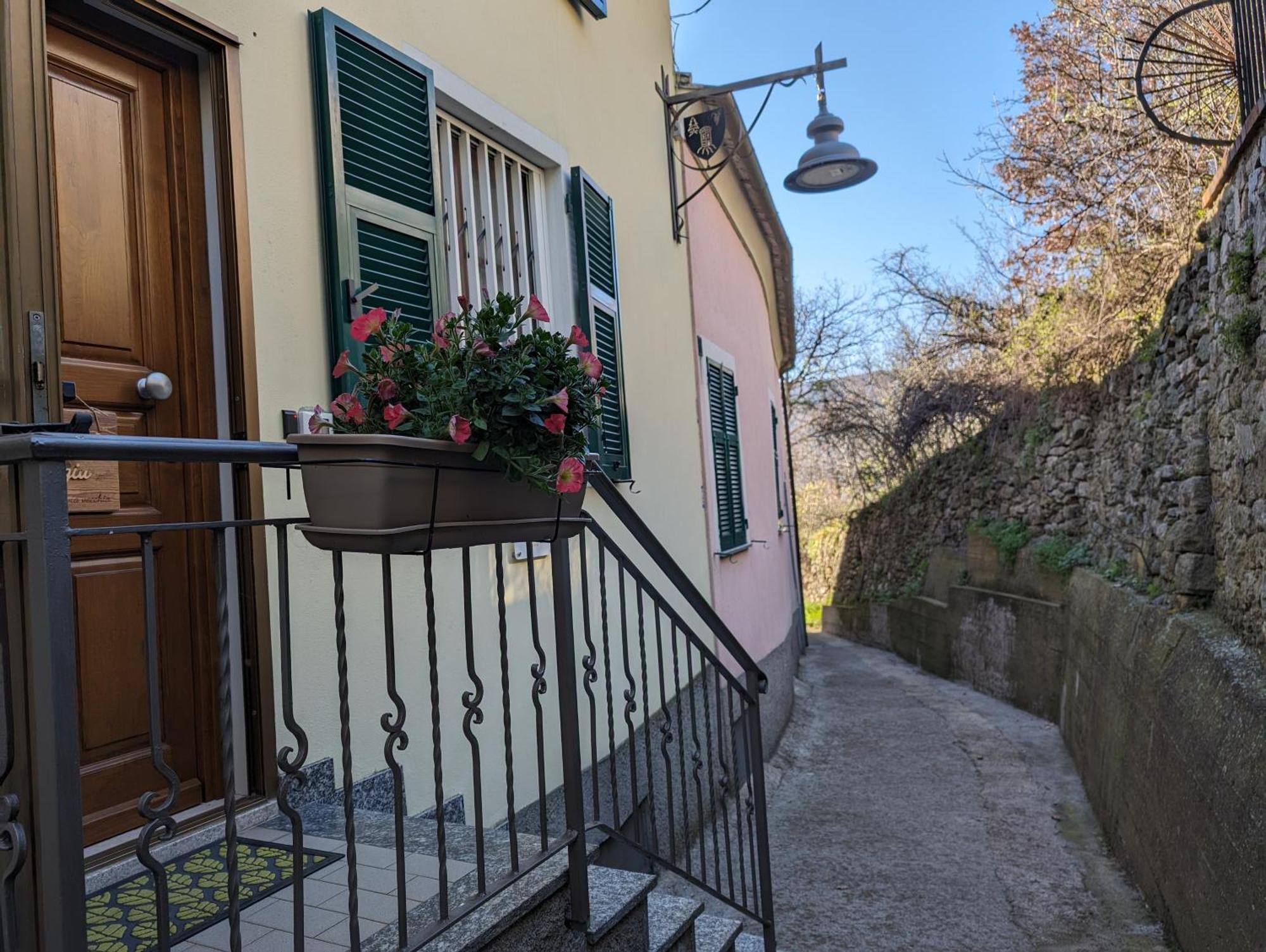 Agriturismo Caruggiu Di Via Vecchia Орко-Фельино Экстерьер фото